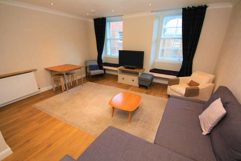 2 bedroom flat to rent - Aitchison Close, Edinburgh, EH1