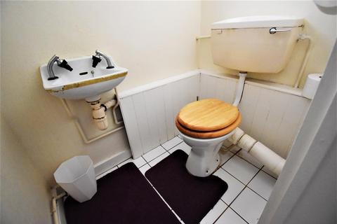 32 Aluric Close, Chadwell St Mary, Grays, RM16 4NB
