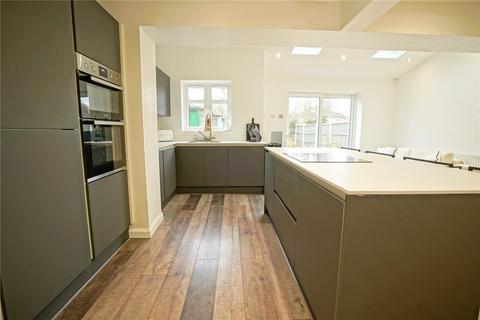 9 Carver Drive, Dinnington, Sheffield, S25 2LQ