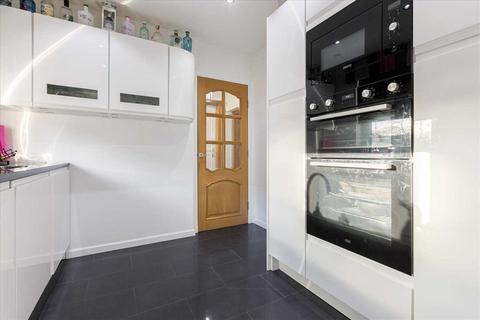170 Braidcraft Road, Glasgow, G53 5DZ