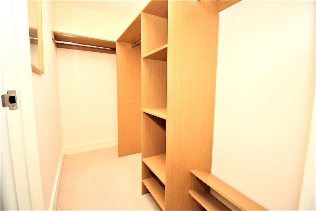 Walk-In Wardrobe