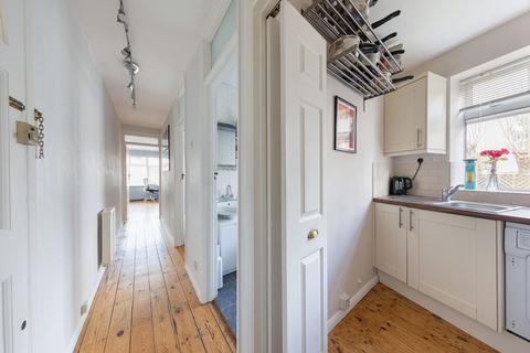 1 bedroom flat for sale - Westbury Court, Palmerston Road, Buckhurst Hill, Essex