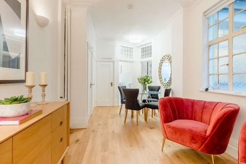 2 bedroom flat to rent - Strathmore Court, St. John's Wood, London, NW8