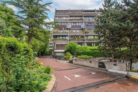12 Hanover Steps, London, W2 2YG