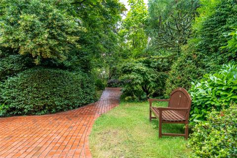 12 Hanover Steps, London, W2 2YG