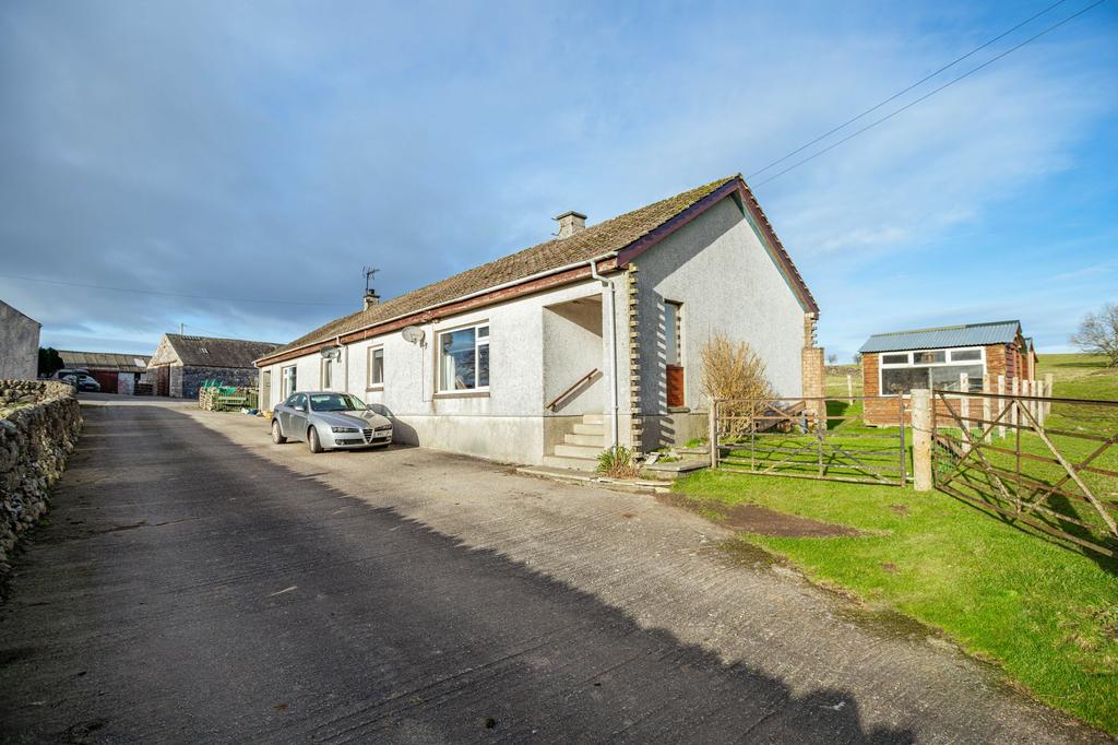 Dalbeattie, Dumfries And Galloway, DG5 2 bed cottage £275,000