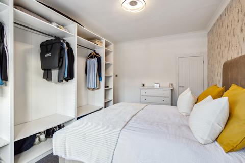 69 Newcroft Drive, Glasgow, G44 5RT
