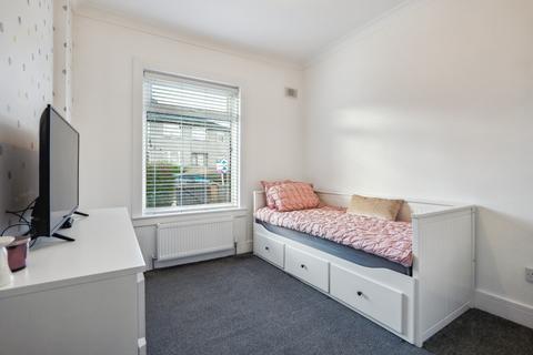 69 Newcroft Drive, Glasgow, G44 5RT