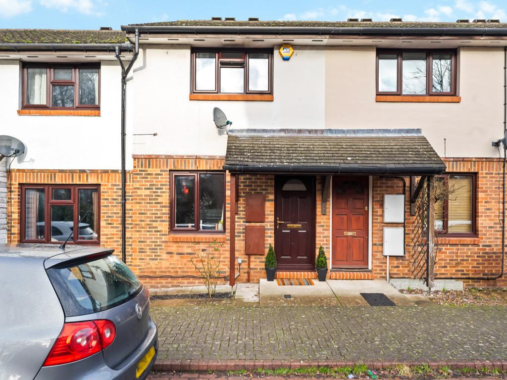 Vellum Drive, Carshalton 2 bed terraced house £400,000
