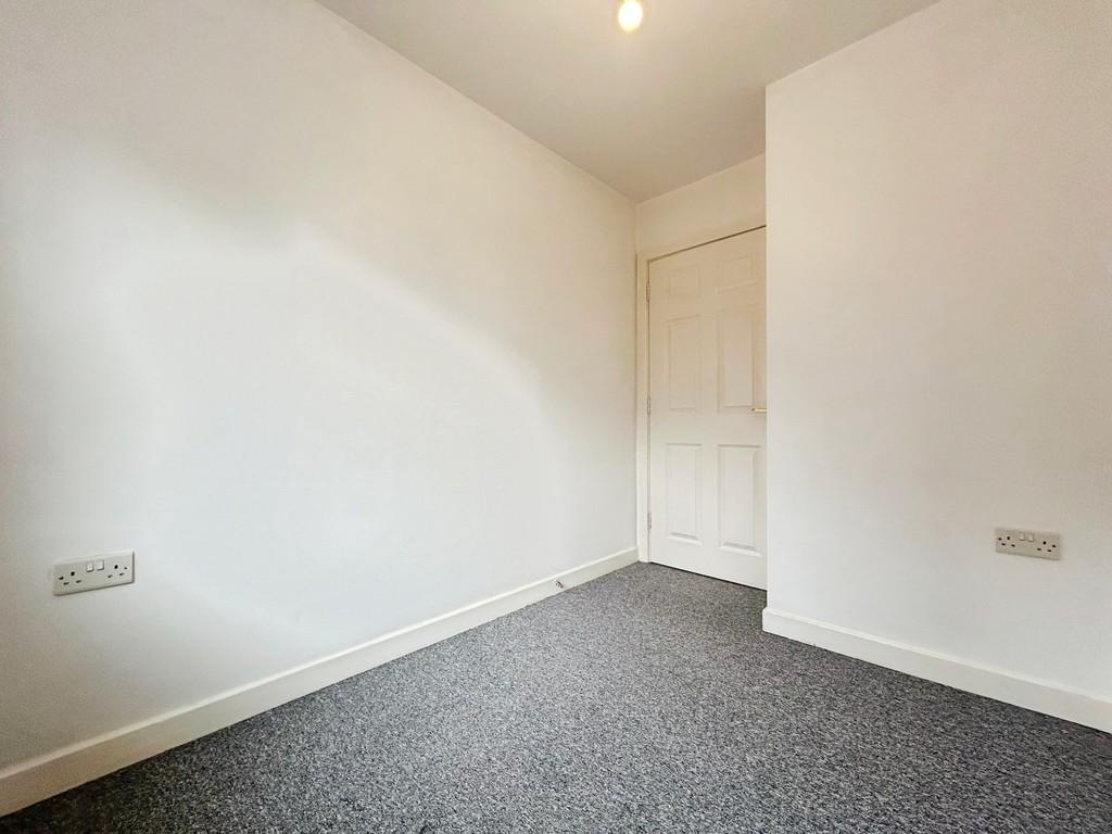 02bd1731-image00012