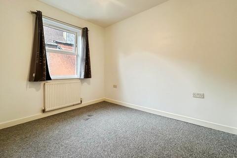 2 bedroom apartment to rent, Richmond Park Road, Bournemouth