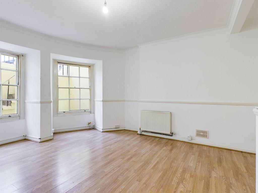 Brunswick Square, Hove 1 bed flat for sale £300,000