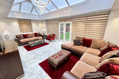 14 Bransford Rise, Catherine De Barnes, Solihull, B91 2TP
