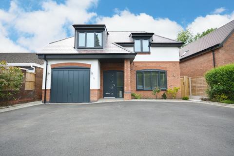 11 Fishers Drive, Shirley, Solihull, B90 1QH