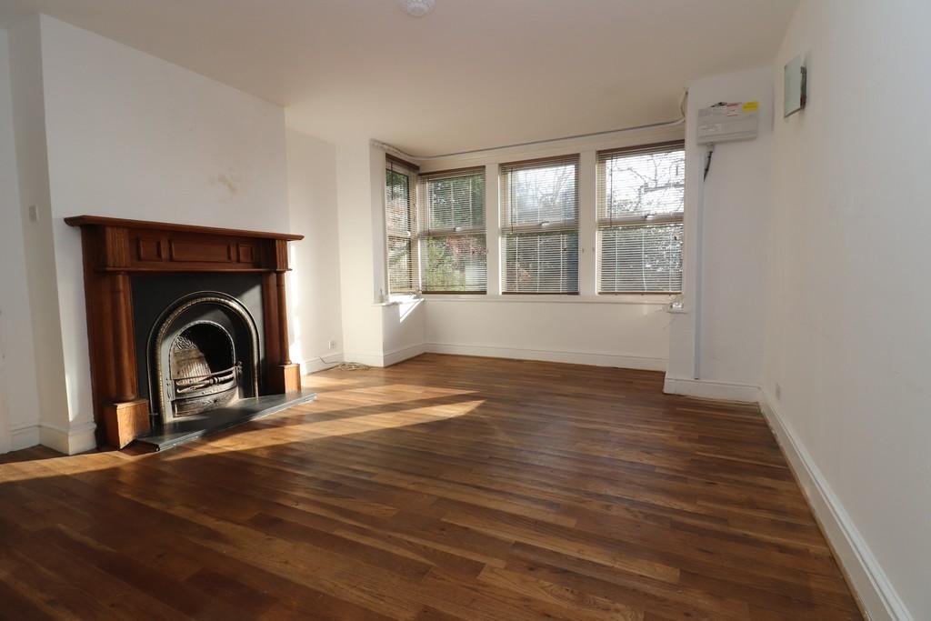 Tilsmore Road, HEATHFIELD 2 bed ground floor £1,100 pcm (£