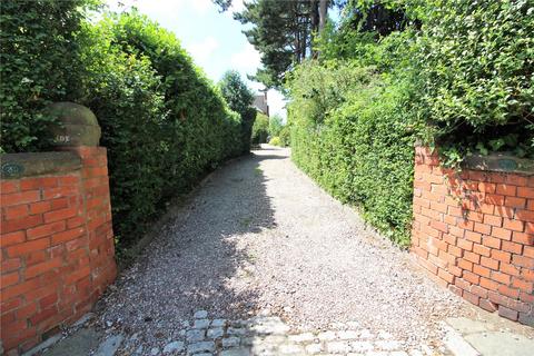 30a Storeton Road, Prenton, CH43 5TR