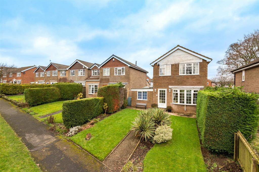 Throstle Nest Close, Otley, North... 3 bed detached house £295,000