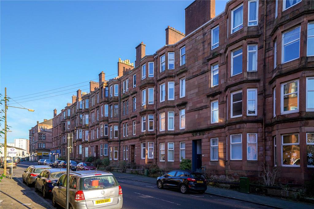1/1, 179 Garrioch Road, Glasgow, G20 1 bed flat £825 pcm (£190 pw)