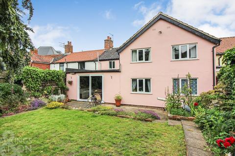 4 bedroom cottage for sale, Ditchingham Dam, Ditchingham, NR35