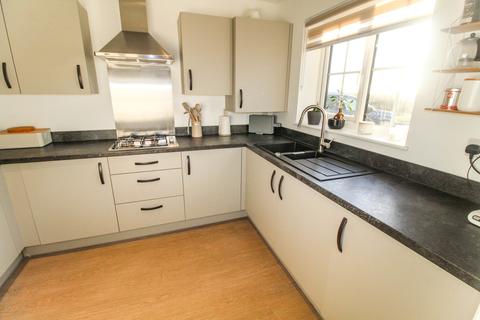 3 bedroom semi-detached house for sale - Copperhead Close, Blyth