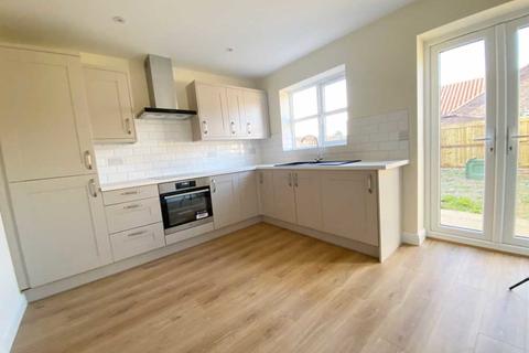 2 bedroom semi-detached house for sale - New Walk, Driffield