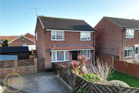 4 bedroom detached house for sale - 2 Fairmead Way, Whitby