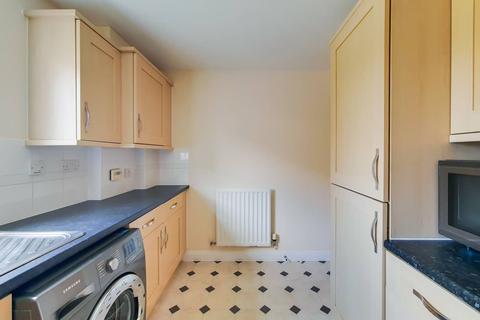 4 bedroom terraced house to rent - Manning Gardens, Croydon, CR0