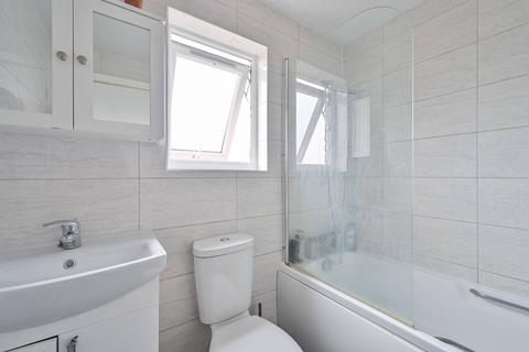 71 Headcorn Road, Thornton Heath, CR7 6JS