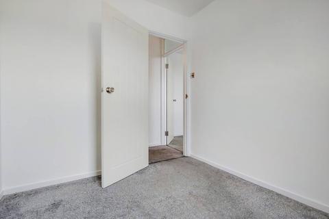 Flat 27, Doughty Court Prusom Street, London, E1W 3RT