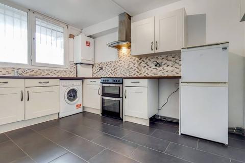Flat 27, Doughty Court Prusom Street, London, E1W 3RT