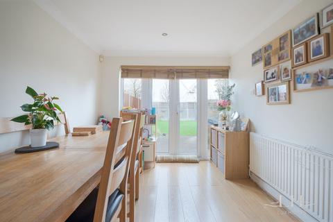 1, Mill View Baker Street, Orsett, Grays, RM16 3NR