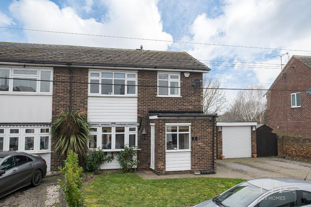 Baker Street, Orsett Village 3 bed semidetached house for sale £450,000