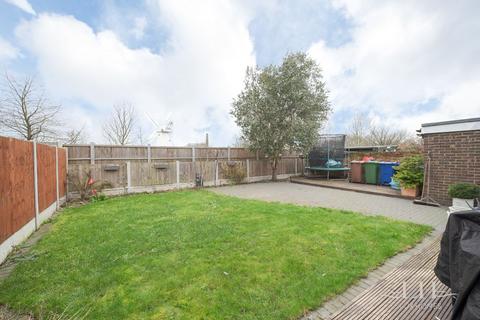 1, Mill View Baker Street, Orsett, Grays, RM16 3NR