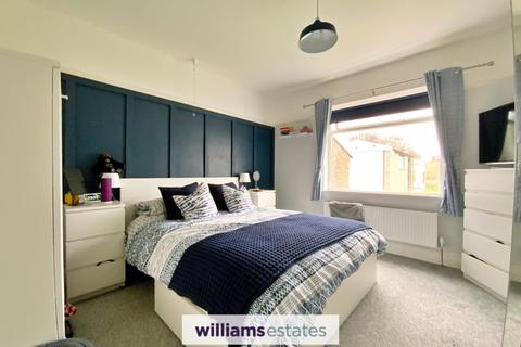 49 Handsworth Crescent, Rhyl, LL18 4HP