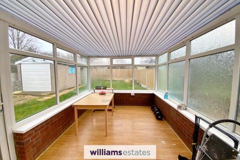 49 Handsworth Crescent, Rhyl, LL18 4HP