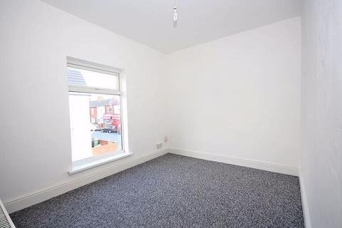2 bedroom end of terrace house for sale, FAREBROTHER STREET, GRIMSBY