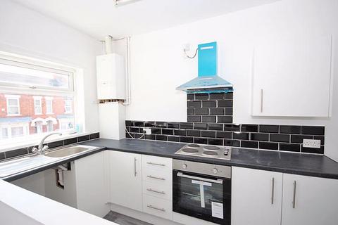 2 bedroom end of terrace house for sale, FAREBROTHER STREET, GRIMSBY