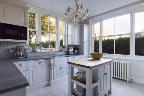 8 bedroom detached house for sale, Rivoan, Alverston Avenue, Woodhall Spa