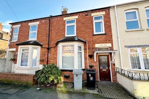 3 bedroom terraced house to rent, St. Annes Street, Grantham