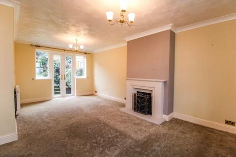125 Armshead Road, Werrington, Stoke-on-trent, ST9 0EL