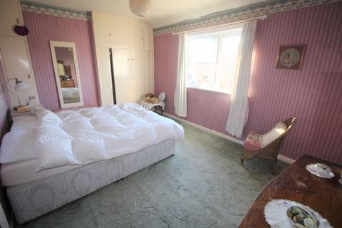 3 bedroom terraced house for sale - Poethlyn Terrace, Overton