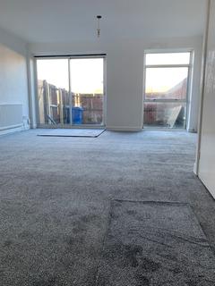 3 bedroom house to rent - hillside close , ,