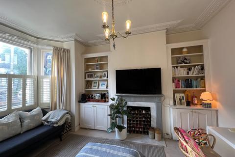1 bedroom flat to rent, Glycena Road, London