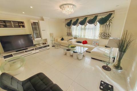 4 bedroom end of terrace house for sale - Beauvais Terrace, Northolt, Middlesex, UB5