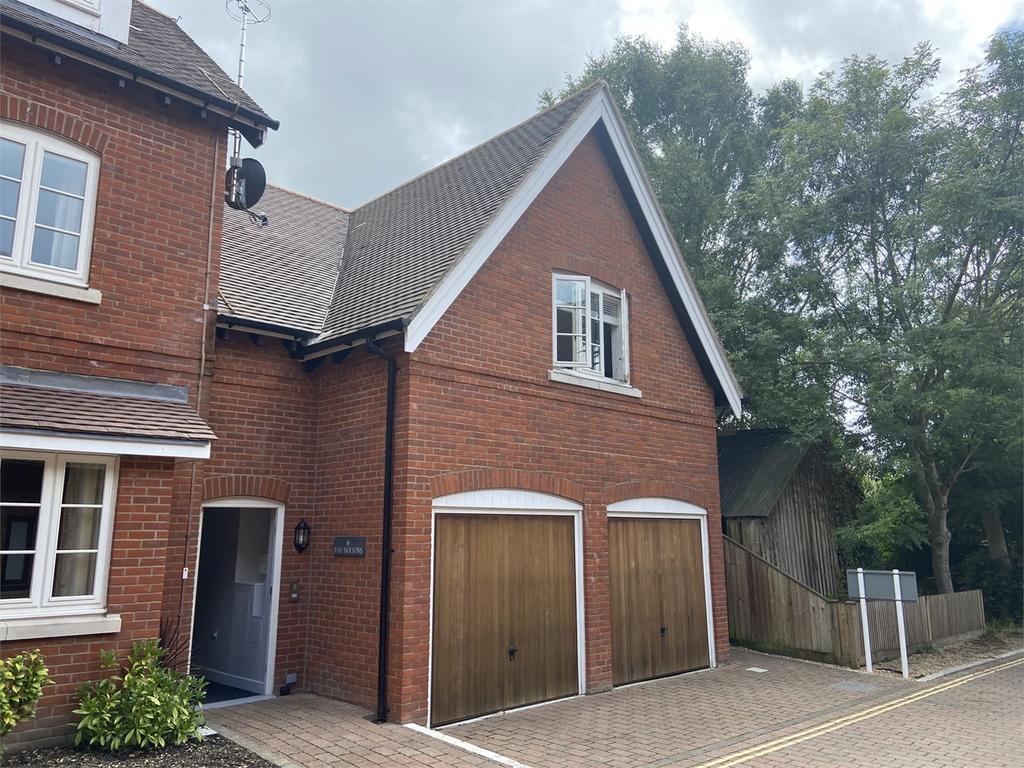 16 The Boltons Gosport Lane, Lyndhurst, SO43 2 bed £210,000