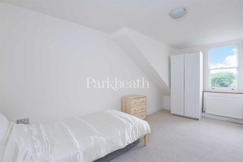 Flat 8, 3 Tasker Road, London, NW3 2YR