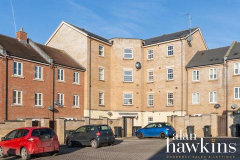 2 bedroom apartment for sale, Doulton Close, Swindon SN25 2