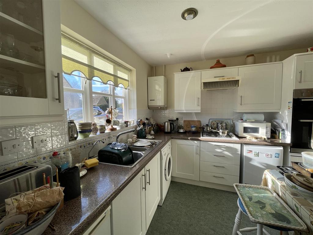 Kitchen.JPG