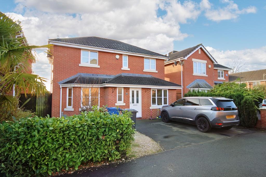 Fairford Close, Great Sankey... 4 bed detached house £399,950