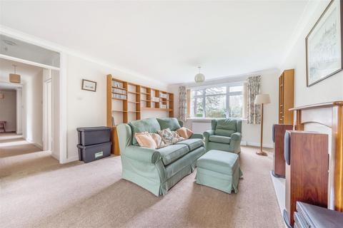 2, Eversleigh Buckingham Close, Guildford, GU1 1TR